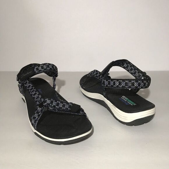 Skechers Reggae Cup Washable Knit Quarter Strap Sandals - Picture 2 of 9